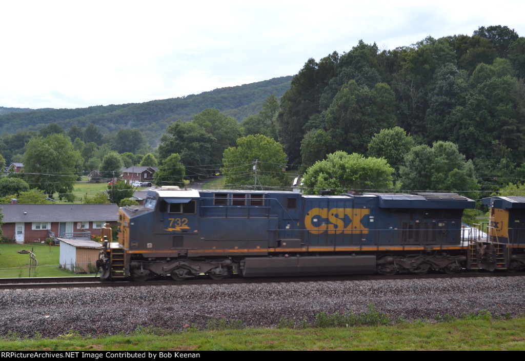 CSX 732